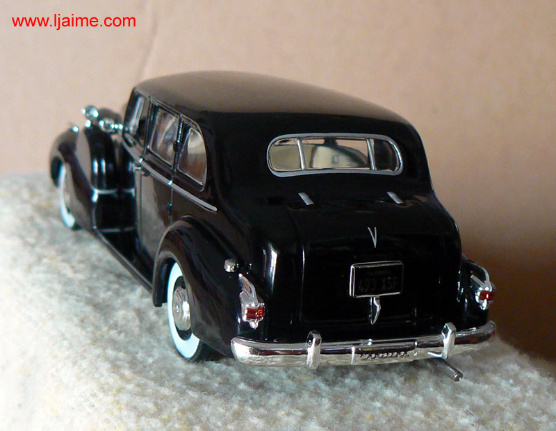 1939-Cadillac Fleetwood Limousine